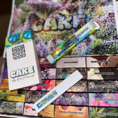 Sour Dum Dums Cake disposable vape pen, 1g Gen 6 balanced hybrid with sour candy flavor