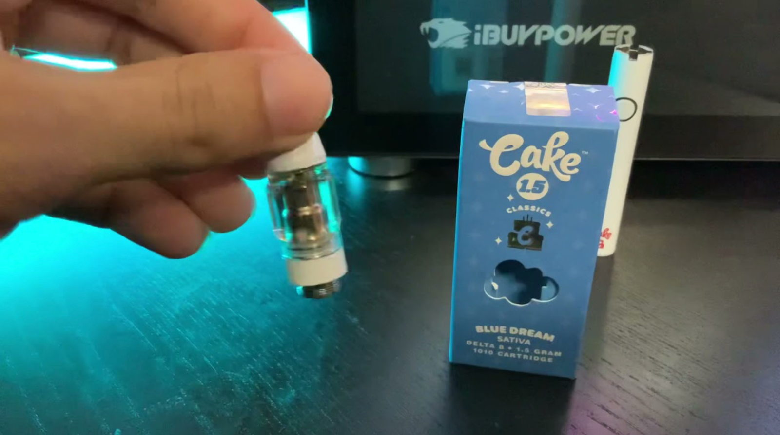 how to smoke cake vape pen Top Smoke Ice Cream Cake Cart 1g | House of Dank Recreational Cannabis
